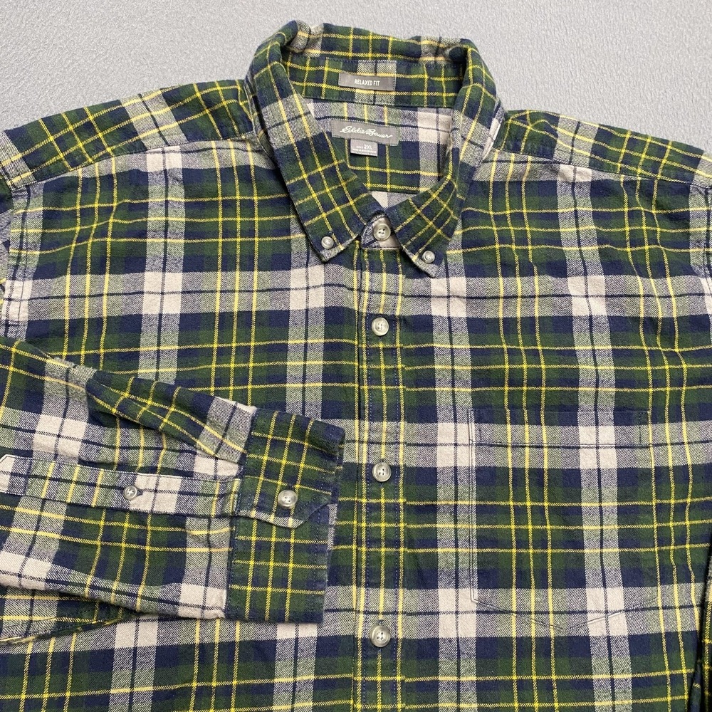 Eddie Bauer Shirt Mens 2XL Green Plaid Flannel Long Sleeve Button Up Relaxed Fit